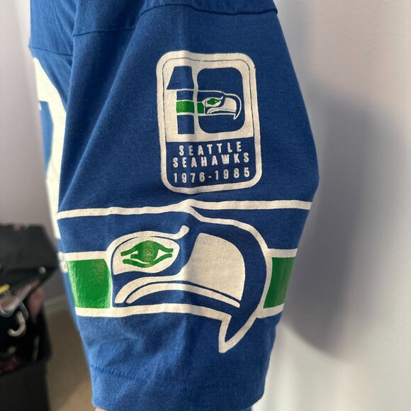 Vtg 80s Seattle Seahawks 12 Man Fan Graphic T Shirt Kiro News 1985 Womens Medium - Picture 4 of 6